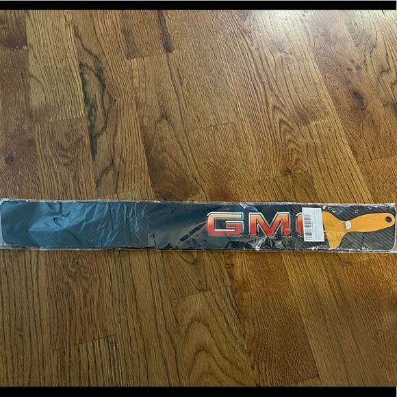 GMC threshold protector in Black, yellow and Red set of 4 NWT - Picture 5 of 12
